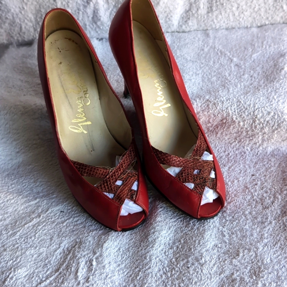 Red, Glenn Elkin Couture, Designer , Classic Pumps.